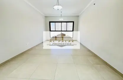 Apartment - 1 Bedroom - 2 Bathrooms for rent in Al Khan Corniche - Al Khan - Sharjah