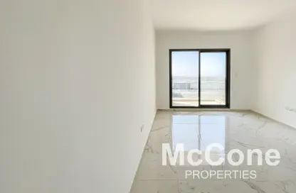 Apartment - 1 Bathroom for rent in Golden Dream Tower 1 - Jumeirah Village Circle - Dubai