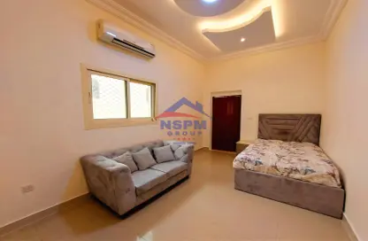 Apartment - 1 Bathroom for rent in Muroor Area - Abu Dhabi