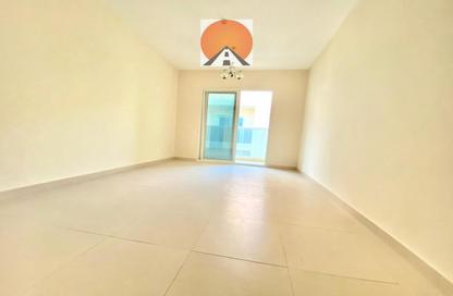 Apartment - 1 Bedroom - 2 Bathrooms for rent in Muwaileh 29 Building - Muwaileh - Sharjah