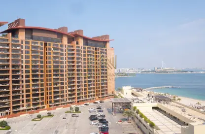 Apartment - 1 Bedroom - 2 Bathrooms for rent in Al Das - Shoreline Apartments - Palm Jumeirah - Dubai