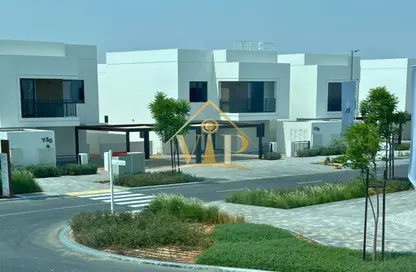 Townhouse - 2 Bedrooms - 4 Bathrooms for rent in Noya Viva - Noya - Yas Island - Abu Dhabi