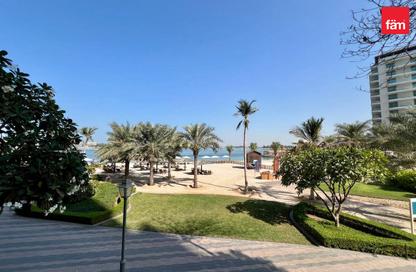 Apartment - 1 Bedroom - 2 Bathrooms for rent in Al Basri - Shoreline Apartments - Palm Jumeirah - Dubai