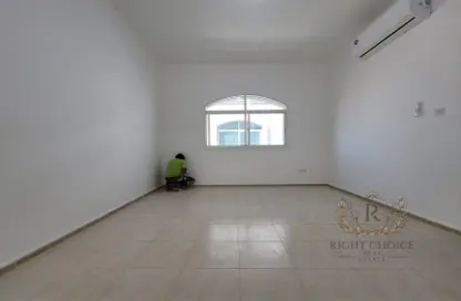 Apartment - 1 Bedroom - 2 Bathrooms for rent in Khalifa City A Villas - Khalifa City A - Khalifa City - Abu Dhabi