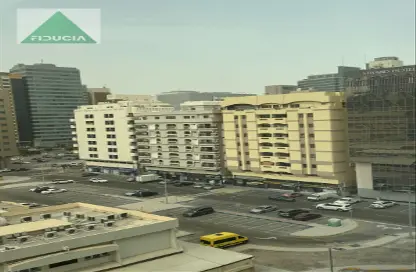 Apartment - 1 Bedroom - 2 Bathrooms for rent in Tourist Club Area - Abu Dhabi