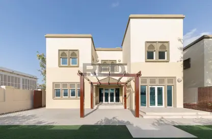 Villa - 3 Bedrooms - 4 Bathrooms for rent in Regional - Jumeirah Park - Dubai