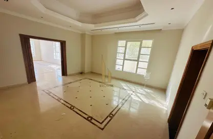 Villa - 5 Bedrooms - 6 Bathrooms for rent in Jumeirah 2 Villas - Jumeirah 2 - Jumeirah - Dubai