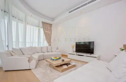 Apartment - 2 Bedrooms - 3 Bathrooms for sale in RP Heights - Downtown Dubai - Dubai