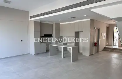 Villa - 5 Bedrooms - 4 Bathrooms for rent in MAG City Apartments - District 7 - Mohammed Bin Rashid City - Dubai