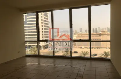 Apartment - 2 Bedrooms - 2 Bathrooms for rent in Al Falah Street - City Downtown - Abu Dhabi