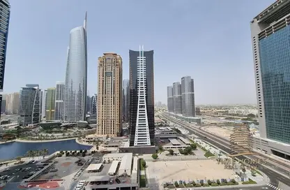 Apartment - 2 Bedrooms - 4 Bathrooms for rent in Icon Tower 2 - JLT Cluster L - Jumeirah Lake Towers - Dubai