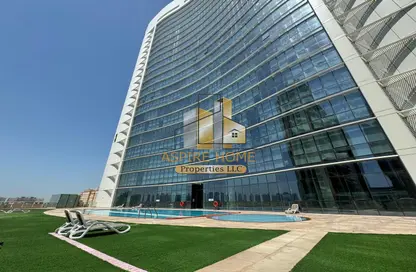 Apartment - 1 Bedroom - 2 Bathrooms for rent in AD One Tower - Capital Centre - Abu Dhabi