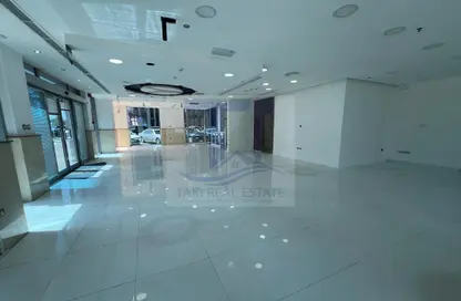 Show Room - Studio for rent in Corniche Road - Abu Dhabi