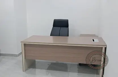 Office Space - Studio - 3 Bathrooms for rent in Gulf Tower A - Oud Metha - Bur Dubai - Dubai