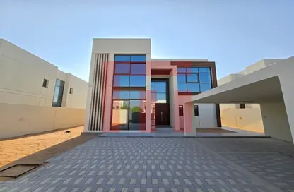 Villa - 4 Bedrooms - 6 Bathrooms for rent in Nad Al Dhabi - Al Jubail Island - Abu Dhabi