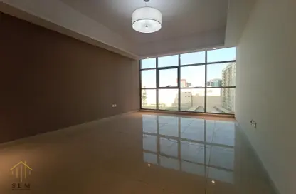 Apartment - 1 Bedroom - 2 Bathrooms for rent in Gulfa Towers - Al Rashidiya 1 - Al Rashidiya - Ajman