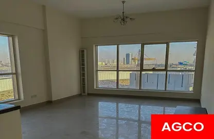 Apartment - 1 Bedroom - 2 Bathrooms for rent in Dana Tower - Jumeirah Village Circle - Dubai