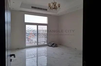 Villa - 5 Bedrooms for rent in Al Quoz 2 - Al Quoz - Dubai