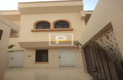 Villa - 4 Bedrooms - 4 Bathrooms for rent in Jumeirah 3 Villas - Jumeirah 3 - Jumeirah - Dubai