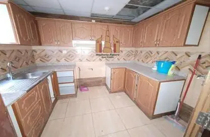 Apartment - 2 Bedrooms - 2 Bathrooms for rent in Muwaileh 3 Building - Muwaileh - Sharjah