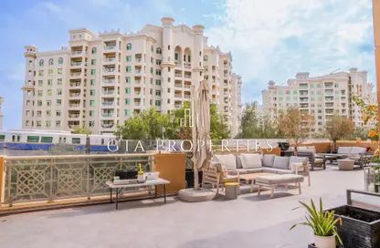 Apartment - 3 Bedrooms - 5 Bathrooms for sale in Golden Mile 10 - Golden Mile - Palm Jumeirah - Dubai