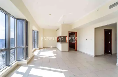 Apartment - 1 Bedroom - 2 Bathrooms for rent in South Ridge 5 - South Ridge - Downtown Dubai - Dubai