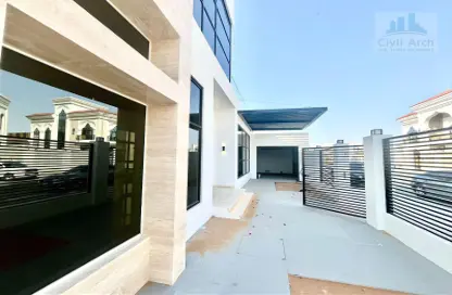 Villa - 5 Bedrooms - 5 Bathrooms for rent in Al Barsha South 2 - Al Barsha South - Al Barsha - Dubai