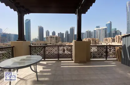 Apartment - 3 Bedrooms - 5 Bathrooms for sale in Zaafaran 3 - Zaafaran - Old Town - Dubai