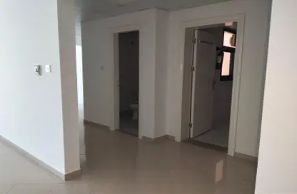 Apartment - 2 Bedrooms - 2 Bathrooms for rent in Al Safyia Building - Al Majaz - Sharjah