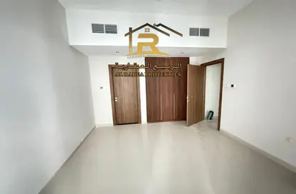 Apartment - 2 Bedrooms - 2 Bathrooms for rent in Al Rashidiya Towers - Ajman Downtown - Ajman