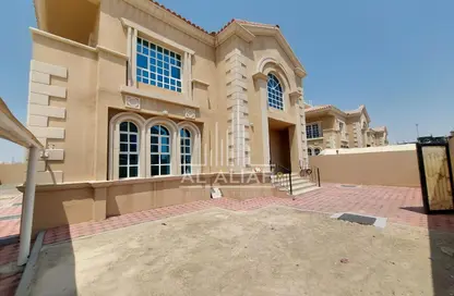 Villa - 5 Bedrooms - 7 Bathrooms for rent in Mohamed Bin Zayed Centre - Mohamed Bin Zayed City - Abu Dhabi