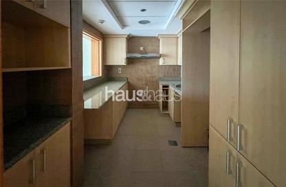 Apartment - 2 Bedrooms - 4 Bathrooms for rent in Abu Keibal - Shoreline Apartments - Palm Jumeirah - Dubai