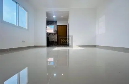 Apartment - 1 Bathroom for rent in Al Mushrif - Abu Dhabi