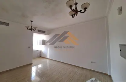 Apartment - 1 Bathroom for rent in Al Rawda 1 - Al Rawda - Ajman