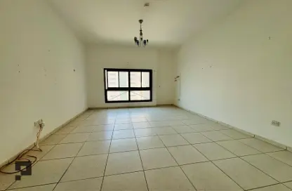 Apartment - 1 Bedroom - 1 Bathroom for rent in SG Al Soor Building - Al Soor - Al Qasimia - Sharjah