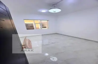 Apartment - 2 Bedrooms - 3 Bathrooms for rent in Al Mowaihat 3 - Al Mowaihat - Ajman