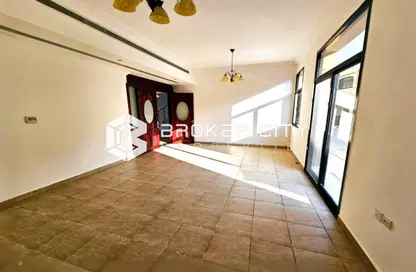 Villa - 4 Bedrooms - 5 Bathrooms for rent in Al Khaleej Al Arabi Street - Al Bateen - Abu Dhabi