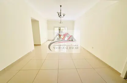 Apartment - 3 Bedrooms - 3 Bathrooms for rent in Muwaileh 29 Building - Muwaileh - Sharjah