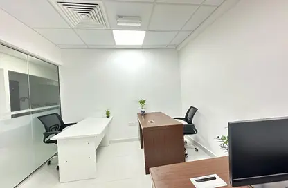 Business Centre - Studio - 1 Bathroom for rent in Aspin Tower - Sheikh Zayed Road - Dubai