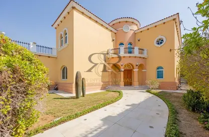 Villa - 5 Bedrooms - 5 Bathrooms for rent in Legacy - Jumeirah Park - Dubai