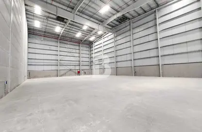 Warehouse - Studio for rent in KIZAD - Al Samha - Abu Dhabi