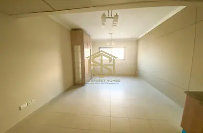 Apartment - Studio - 1 Bathroom for rent in Maples 2 - Al Raffa - Bur Dubai - Dubai