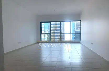 Apartment - 3 Bedrooms - 4 Bathrooms for rent in Al Ain Tower - Khalidiya Street - Al Khalidiya - Abu Dhabi