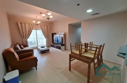 Apartment - 2 Bedrooms - 2 Bathrooms for rent in Mazaya 18 - Queue Point - Dubai Land - Dubai