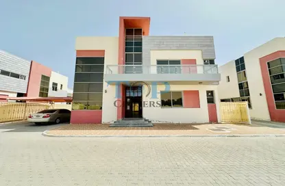 Villa - 5 Bedrooms - 7 Bathrooms for rent in Um Al Sidir - Al Towayya - Al Ain