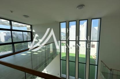 Villa - 4 Bedrooms - 6 Bathrooms for rent in West Yas - Yas Island - Abu Dhabi