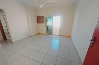 Apartment - 1 Bedroom - 1 Bathroom for rent in Muwailih Building - Muwaileh - Sharjah