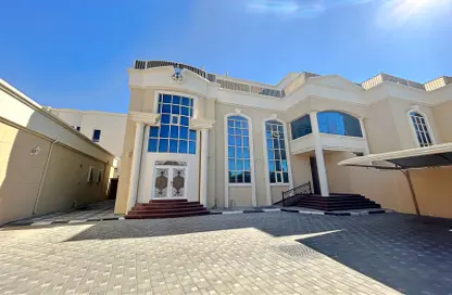 Villa - 7 Bedrooms - 7+ Bathrooms for rent in Zakher - Al Ain