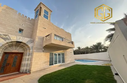 Villa - 5 Bedrooms - 6 Bathrooms for rent in Jumeirah 3 Villas - Jumeirah 3 - Jumeirah - Dubai