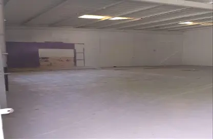 Warehouse - Studio - 1 Bathroom for rent in Al Quoz - Dubai